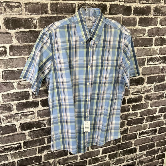 NWT Brooks Brothers Plaid Short Sleeve Regular Fit Shirt - Picture 2 of 9